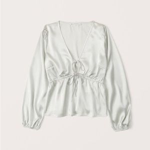 Silk Abercrombie mint top!